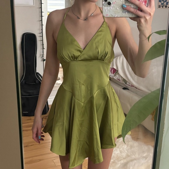 Green Sundress - Picture 1 of 2